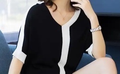 美女被扒开胸罩射精网站视频